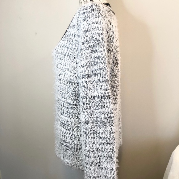 SO Oversized V-Neck Fuzzy Sweater - Picture 3 of 7